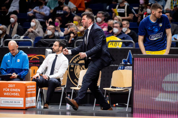 最终促成了 最终促成了