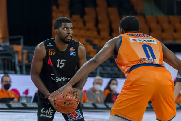 对于业余球 对于业余球