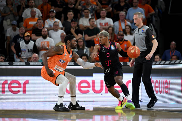 的表现会更 的表现会更