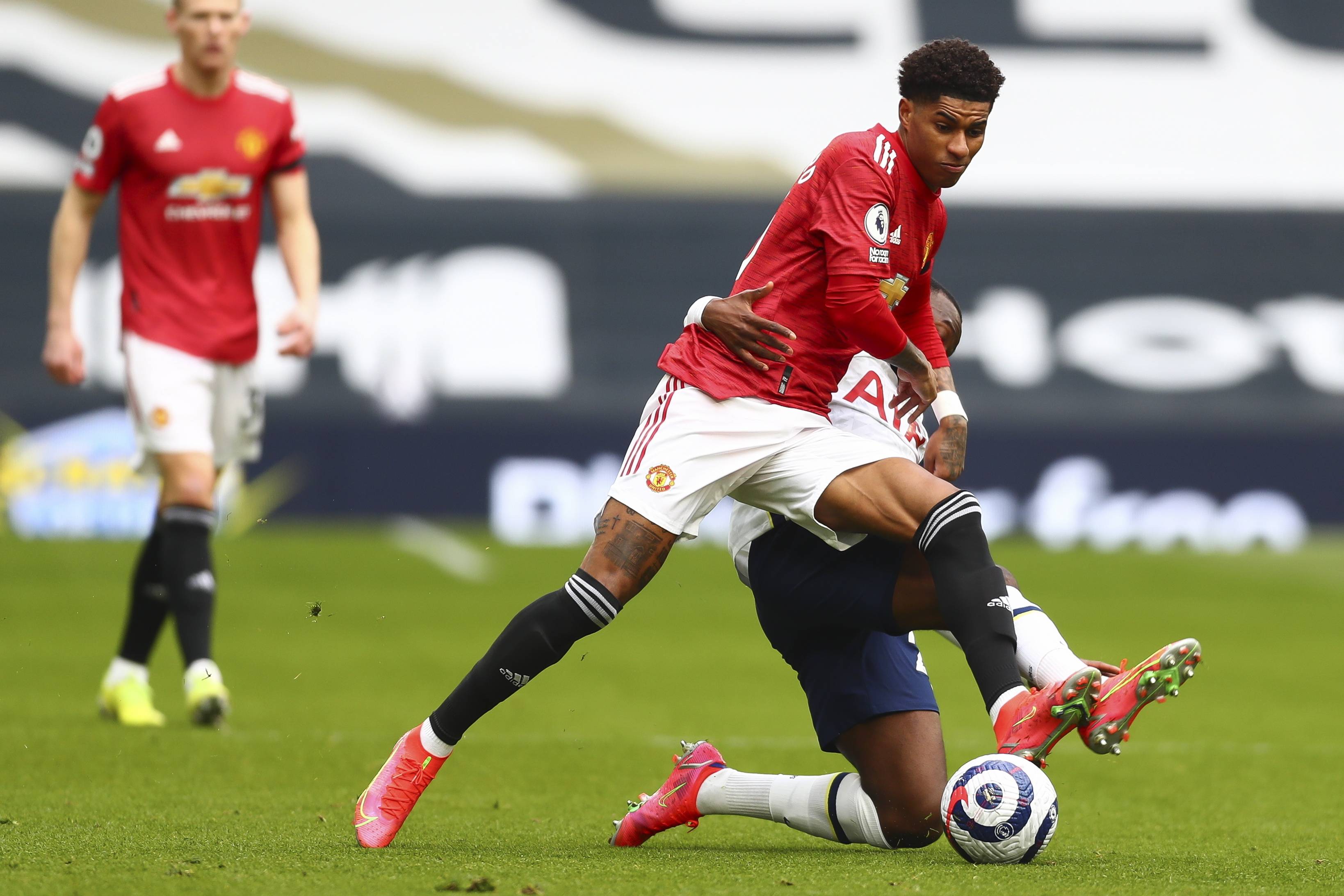 传承红色精 传承红色精